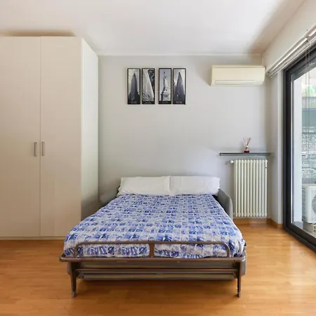 Bande Nere Studio- A Few Steps From Metro 米兰